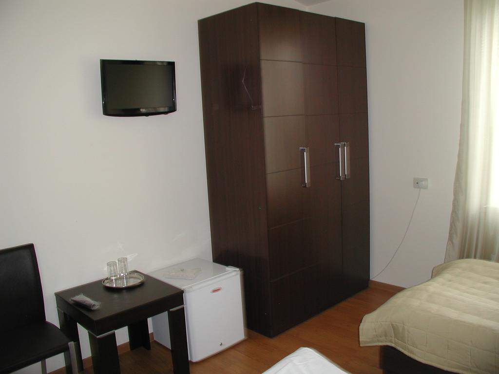 Hotel Grig Yerevan Phòng bức ảnh