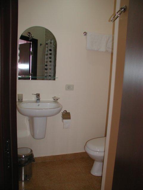 Hotel Grig Yerevan Ngoại thất bức ảnh