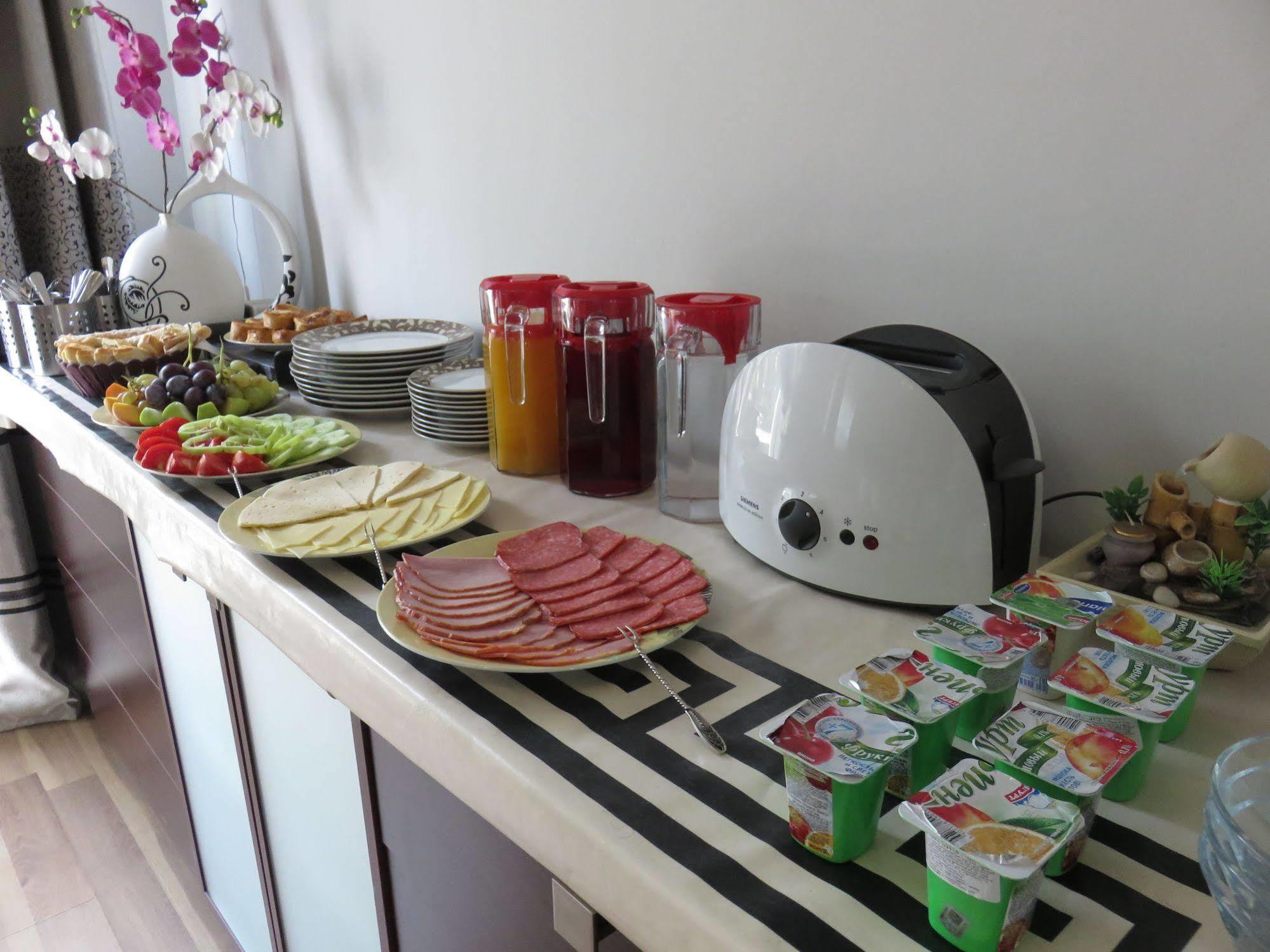 Hotel Grig Yerevan Ngoại thất bức ảnh